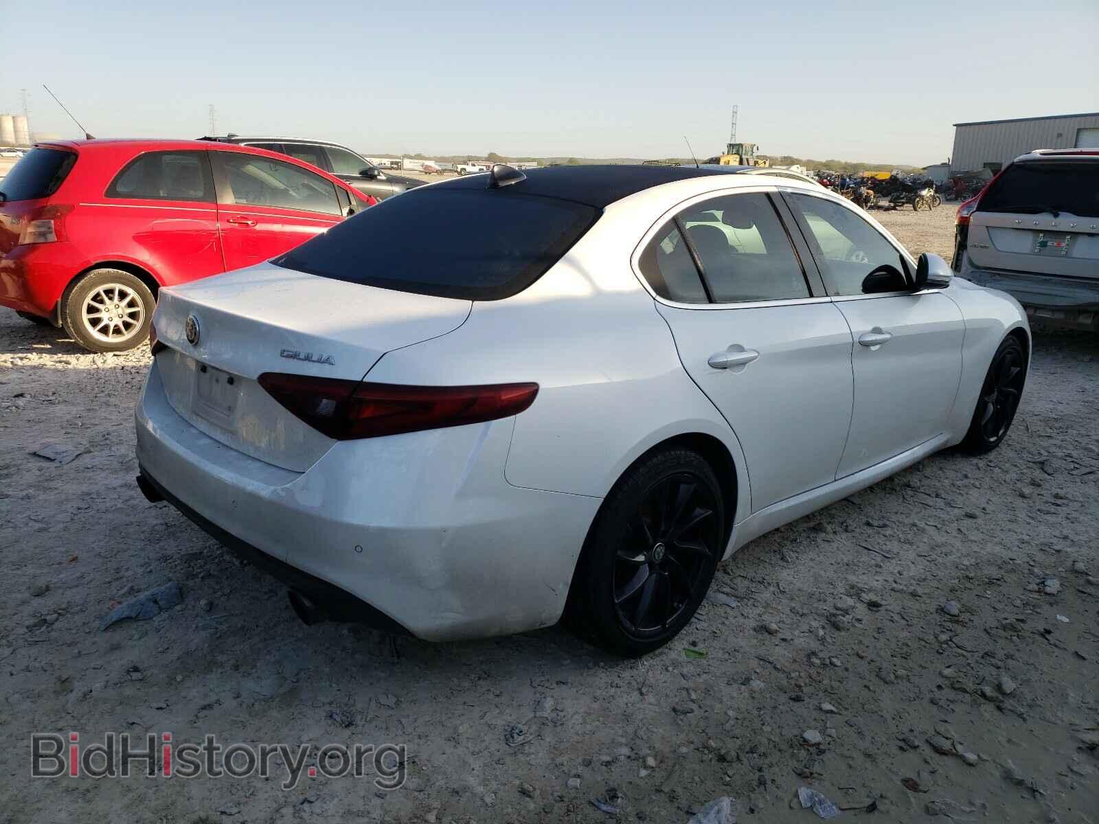 2017 ALFA ROMEO GIULIA - VIN: ZARFAECN6H7555992 - Фото 4