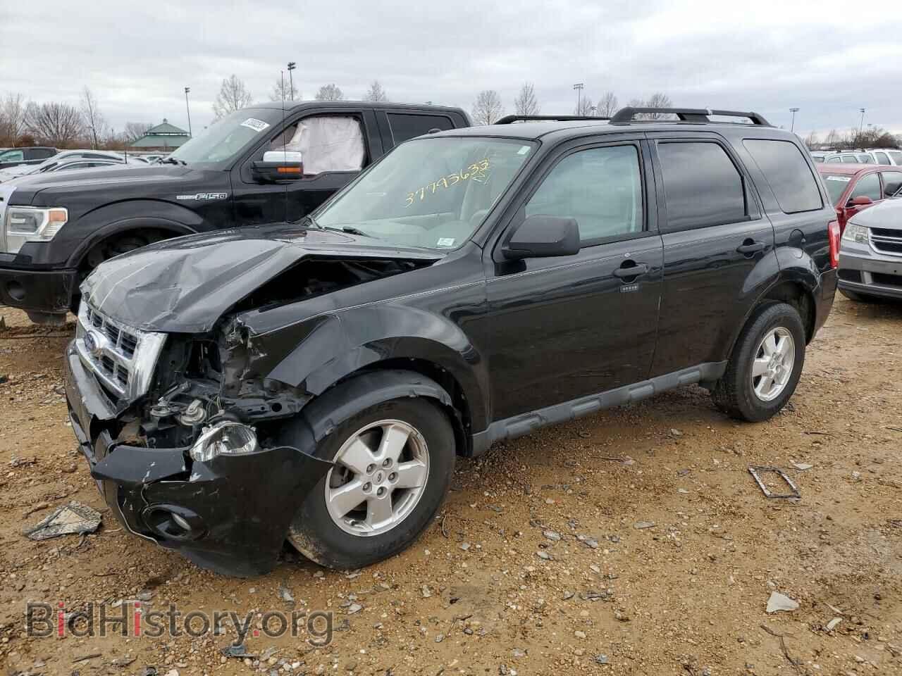 Photo 1FMCU0D70BKC19164 - FORD ESCAPE 2011