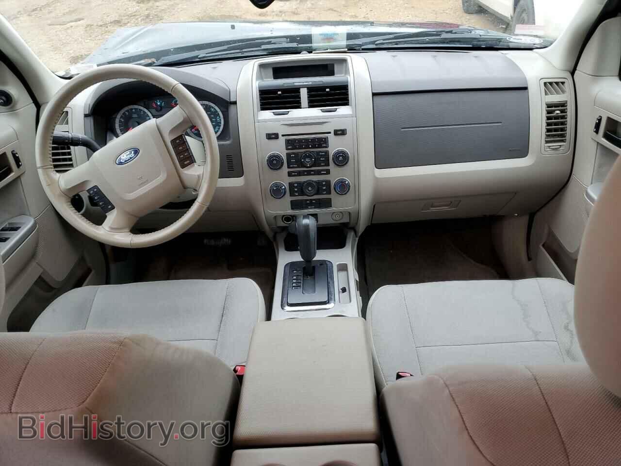 2011 FORD ESCAPE - VIN: 1FMCU0D70BKC19164 - Photo 8