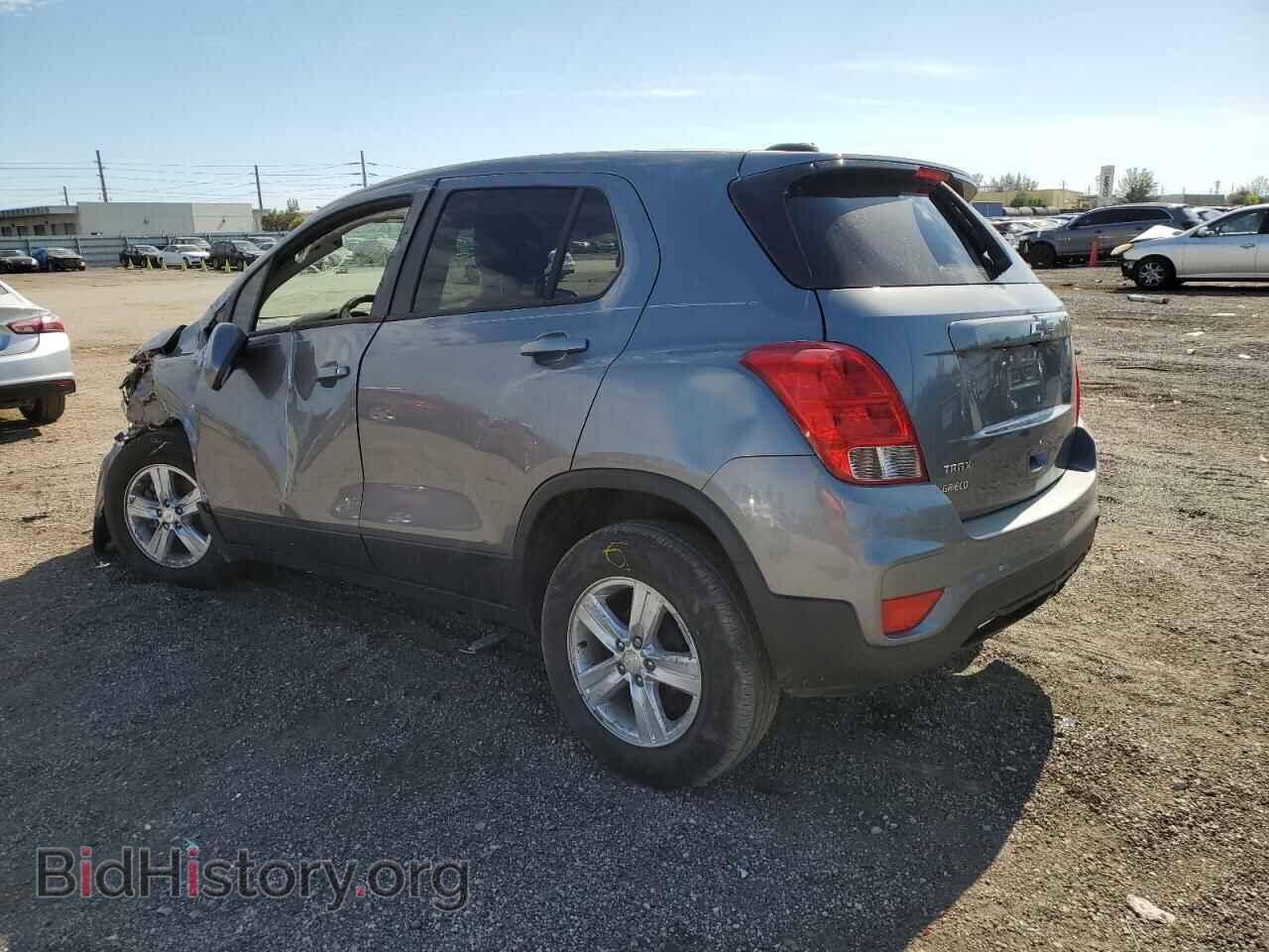 2020 CHEVROLET TRAX - VIN: 3GNCJKSB1LL300682 - Фото 2