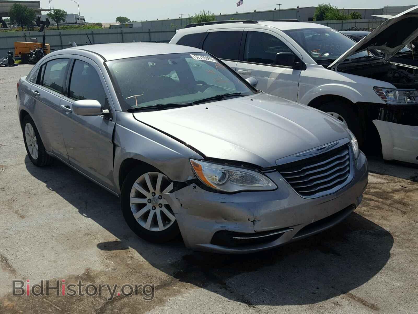 Фотография 1C3CCBBBXDN510304 - CHRYSLER 200 2013