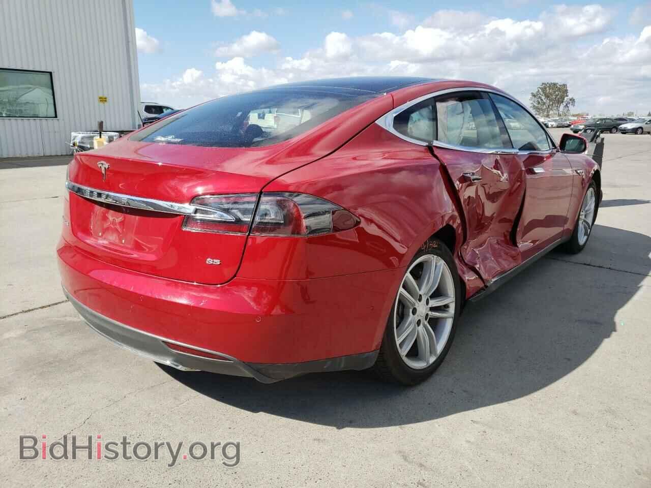 2014 TESLA MODEL S - VIN: 5YJSA1H10EFP52749 - Фото 4