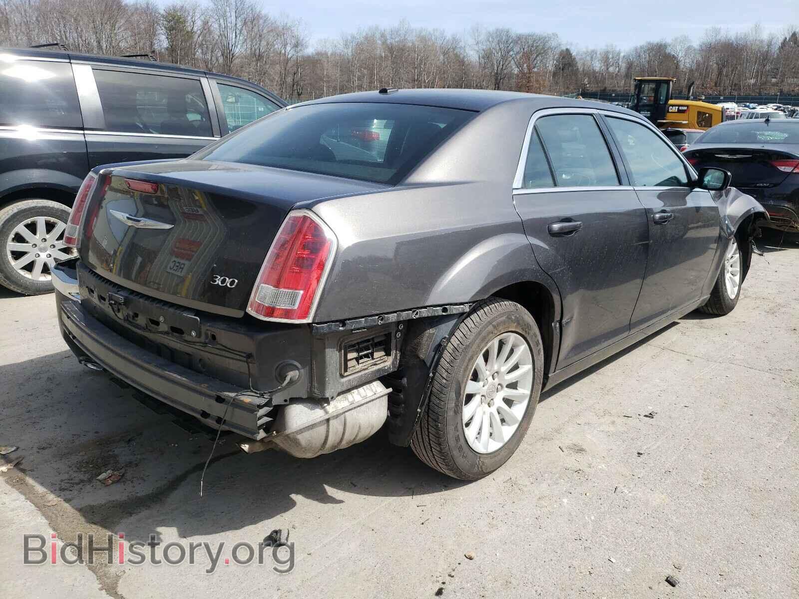 2013 CHRYSLER 300 - VIN: 2C3CCAAG3DH564477 - Фото 4