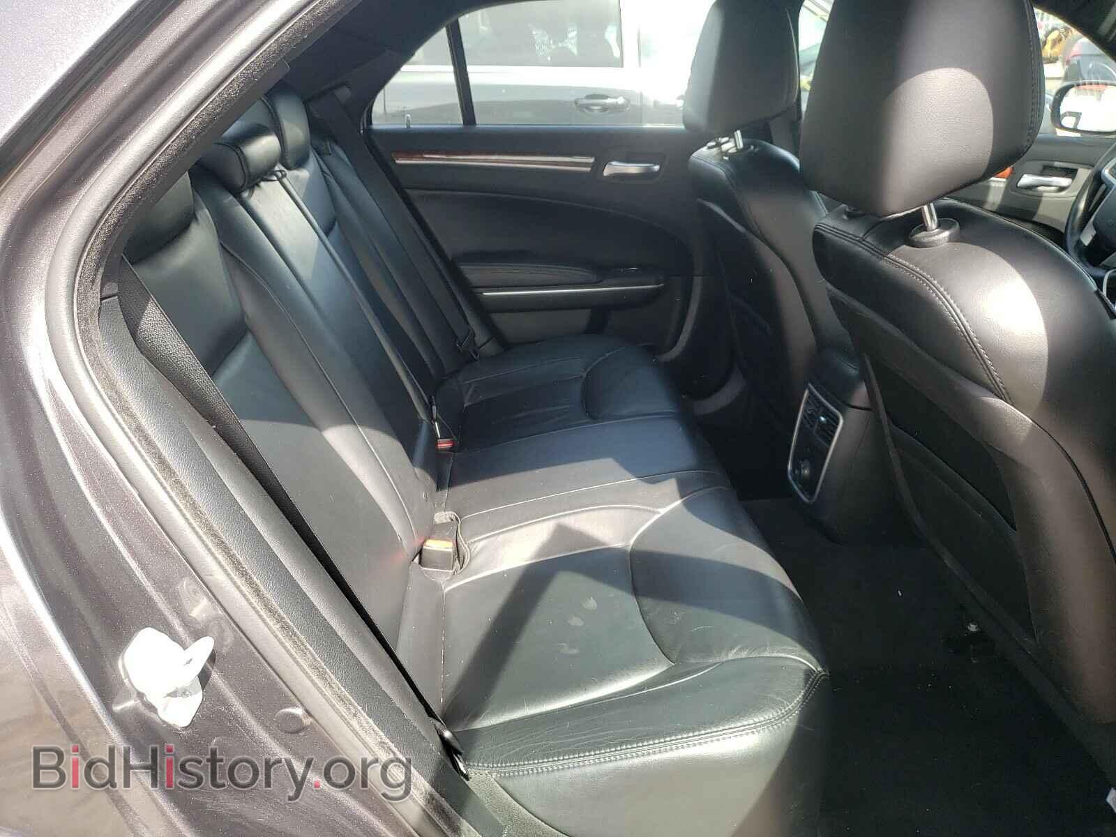 2013 CHRYSLER 300 - VIN: 2C3CCAAG3DH564477 - Фото 6