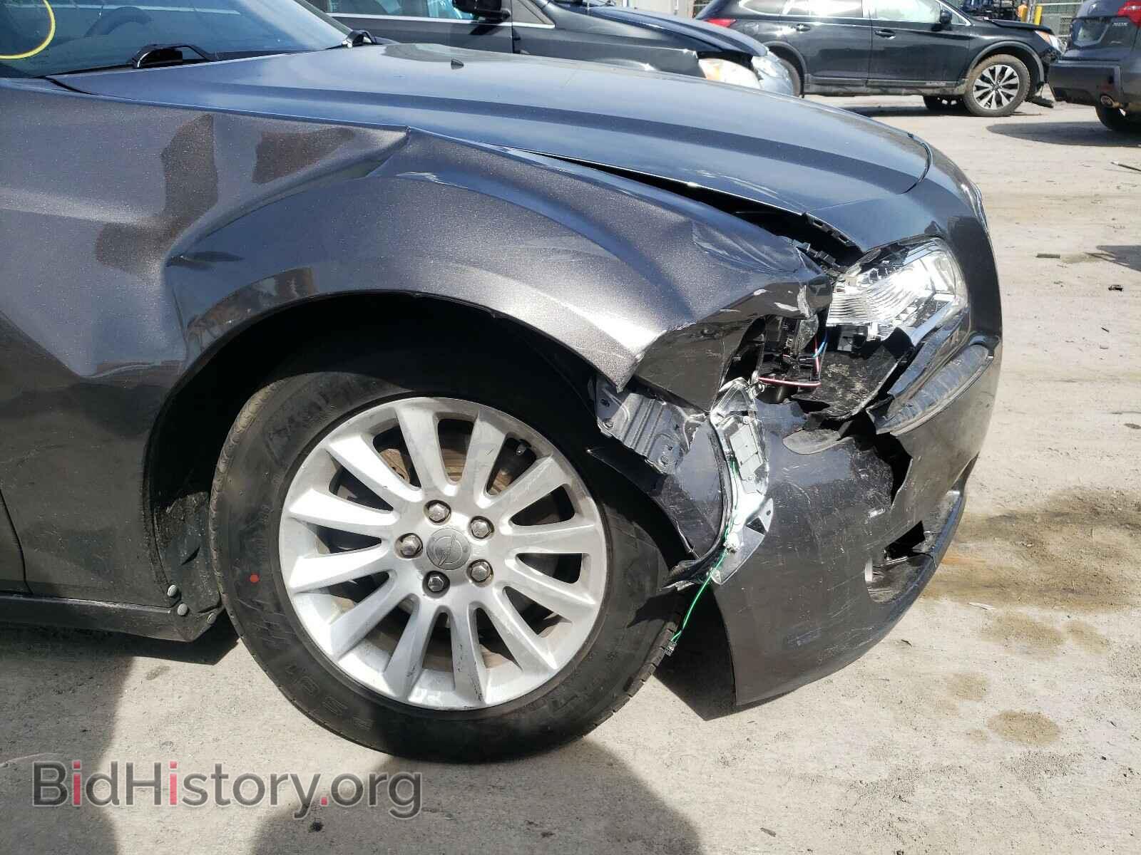 2013 CHRYSLER 300 - VIN: 2C3CCAAG3DH564477 - Фото 9