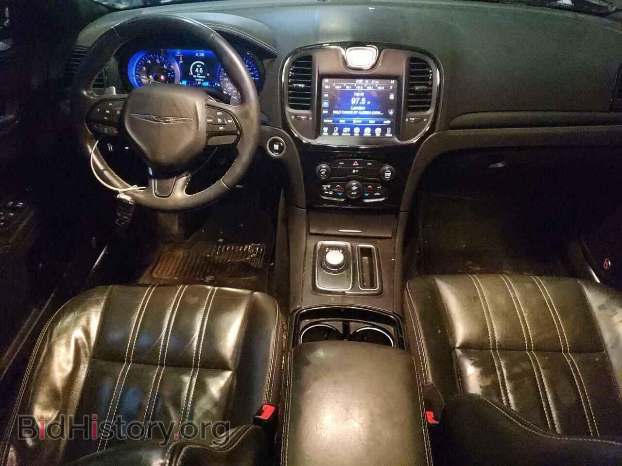 2016 CHRYSLER 300 - VIN: 2C3CCABG7GH164084 - Фото 8