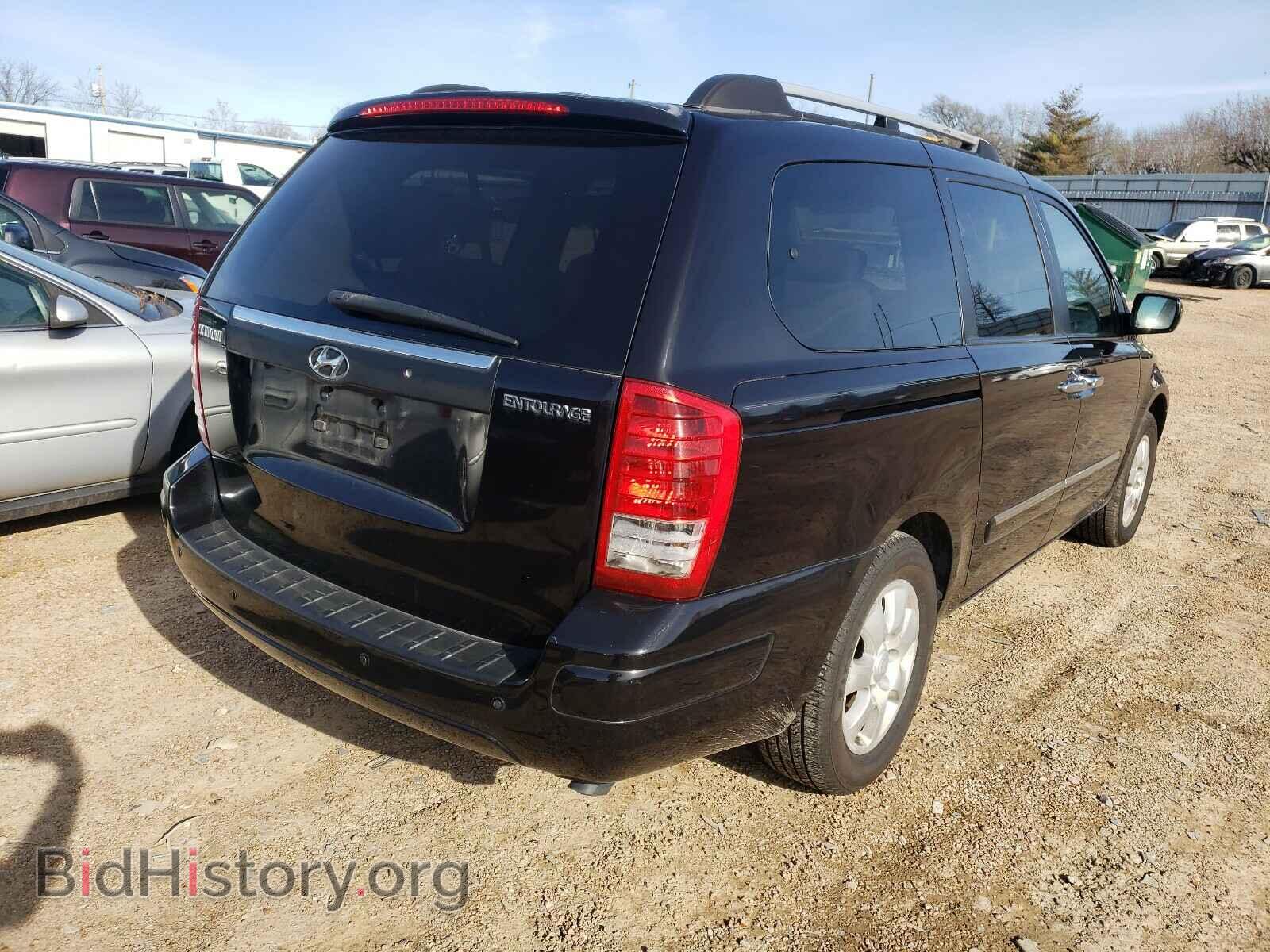 2007 HYUNDAI ENTOURAGE - VIN: KNDMC233076012960 - Фото 4