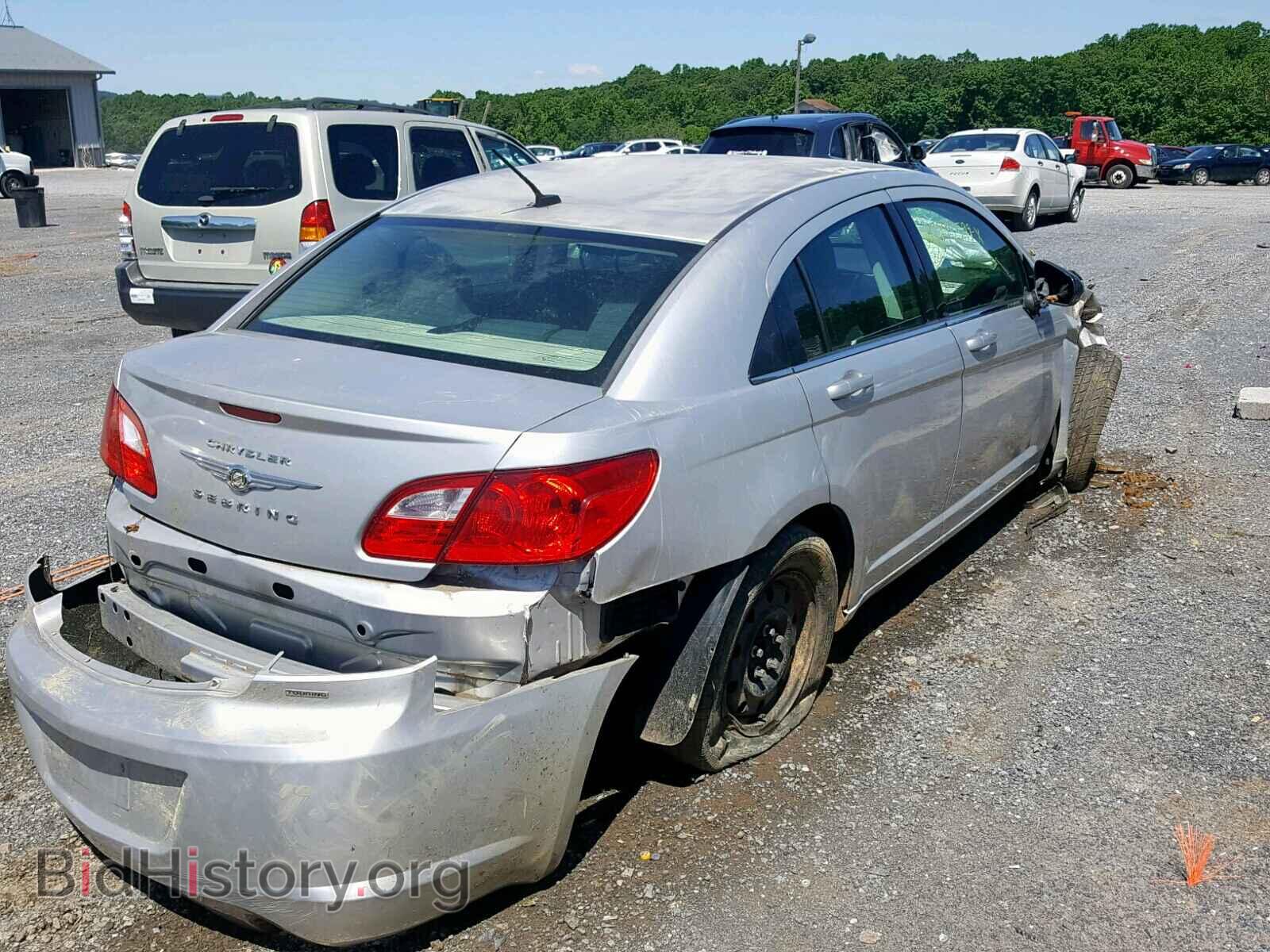 2010 CHRYSLER SEBRING - VIN: 1C3CC4FB2AN139995 - Photo 4