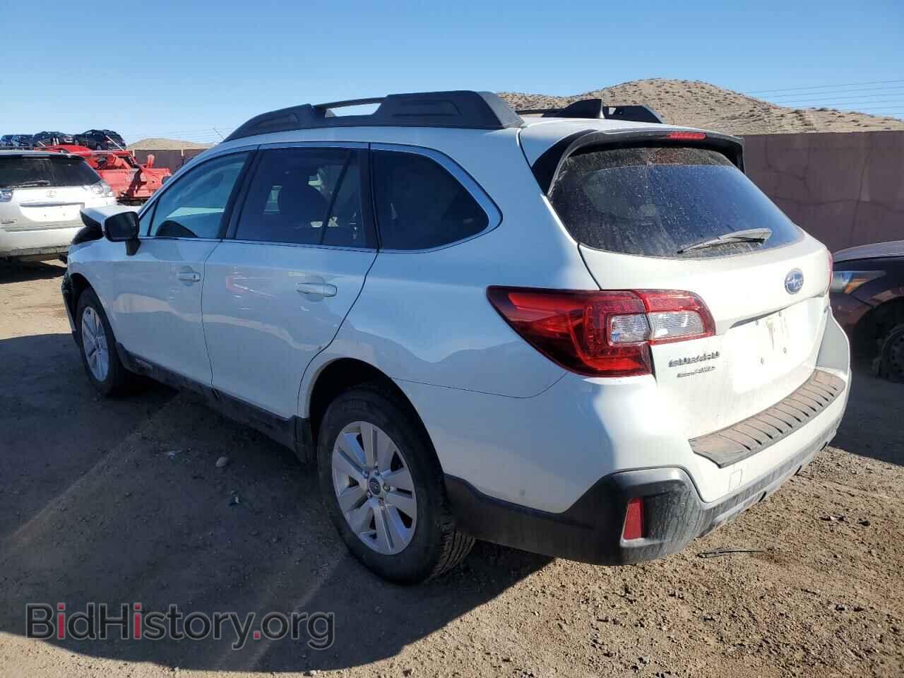 2019 SUBARU OUTBACK - VIN: 4S4BSAFC3K3201785 - Фото 2