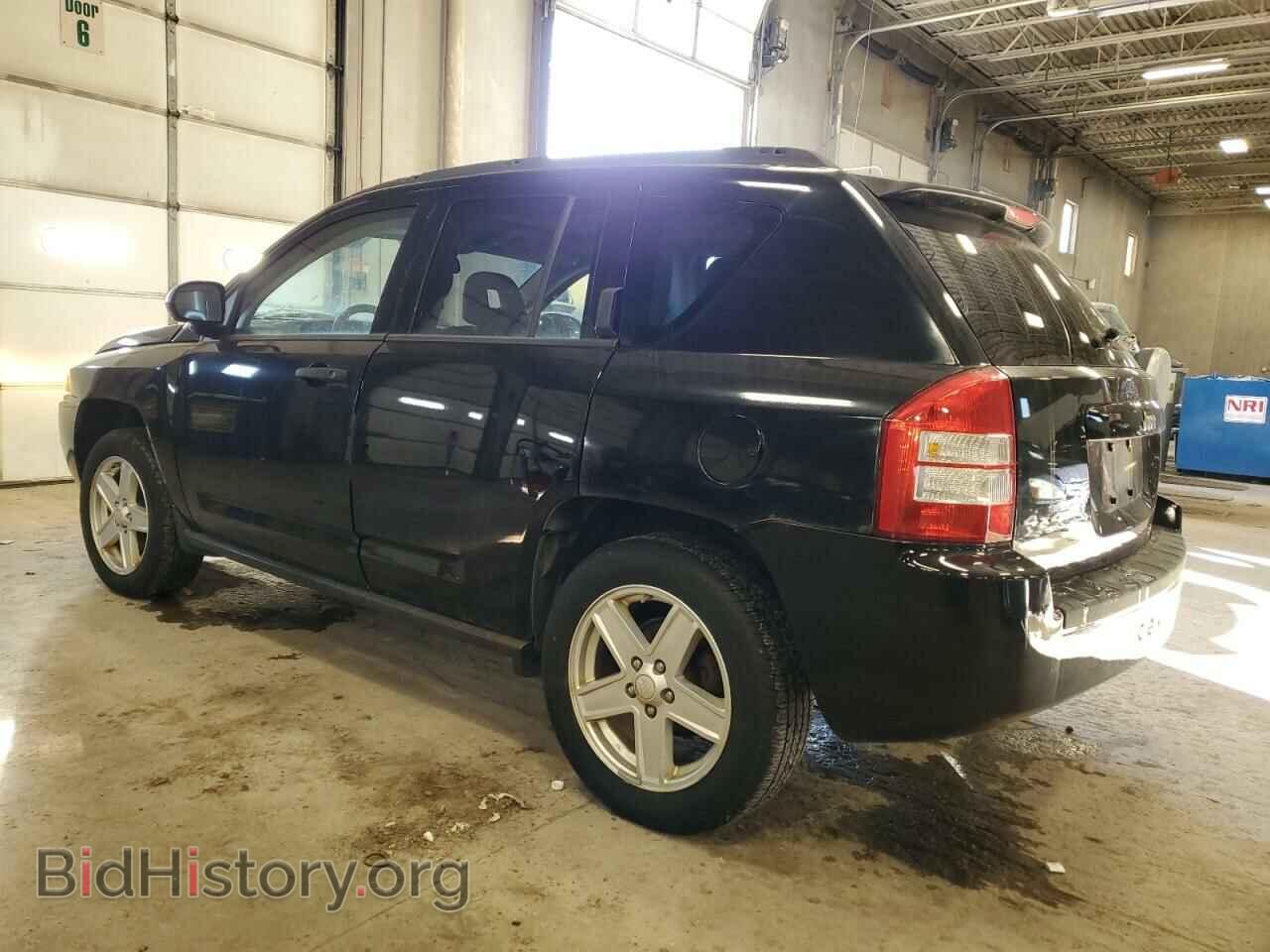 2007 JEEP COMPASS - VIN: 1J8FF47W37D584187 - Фото 2