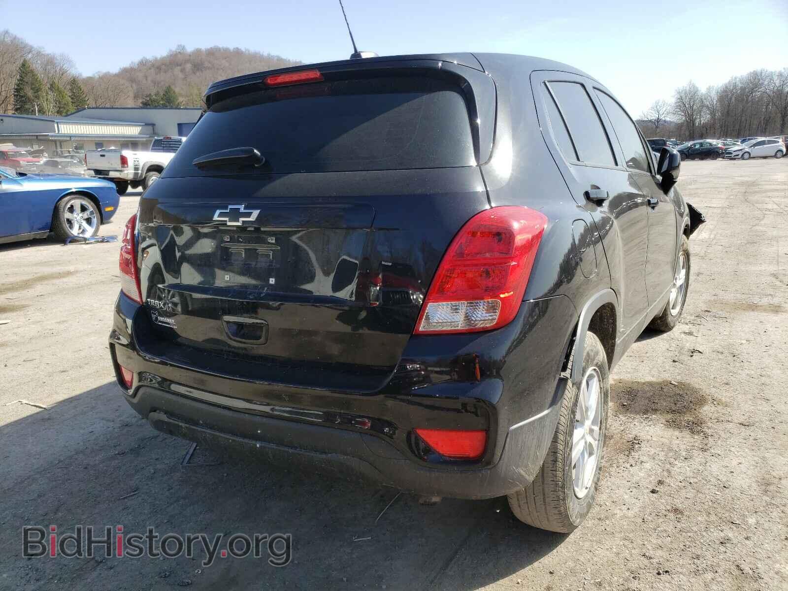 2019 CHEVROLET TRAX - VIN: 3GNCJKSB3KL330023 - Photo 4