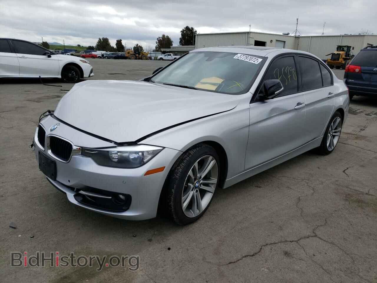 2014 BMW 3 SERIES - VIN: WBA3C1C59EK113620 - Фото 2