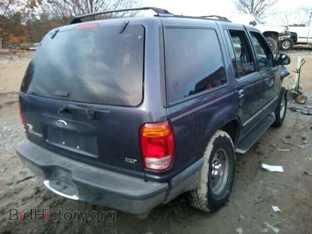1998 Ford EXPLORER (VIN 1FMZU32E4WUC17666) — photo 4 of 10
