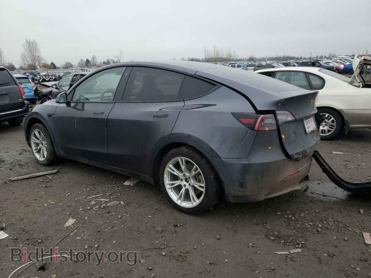 2021 TESLA MODEL Y - VIN: 5YJYGDED3MF177036 - Photo 2