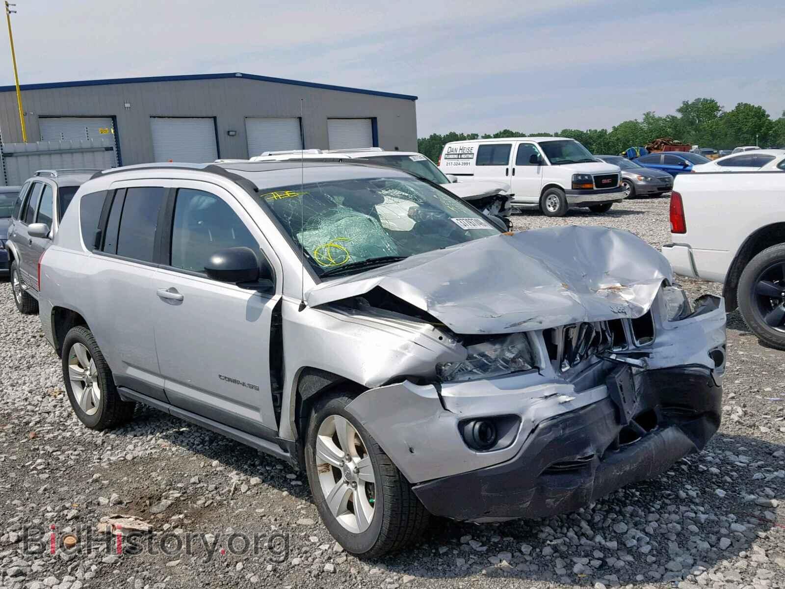 Photo 1J4NF1FB9BD212453 - JEEP COMPASS SP 2011