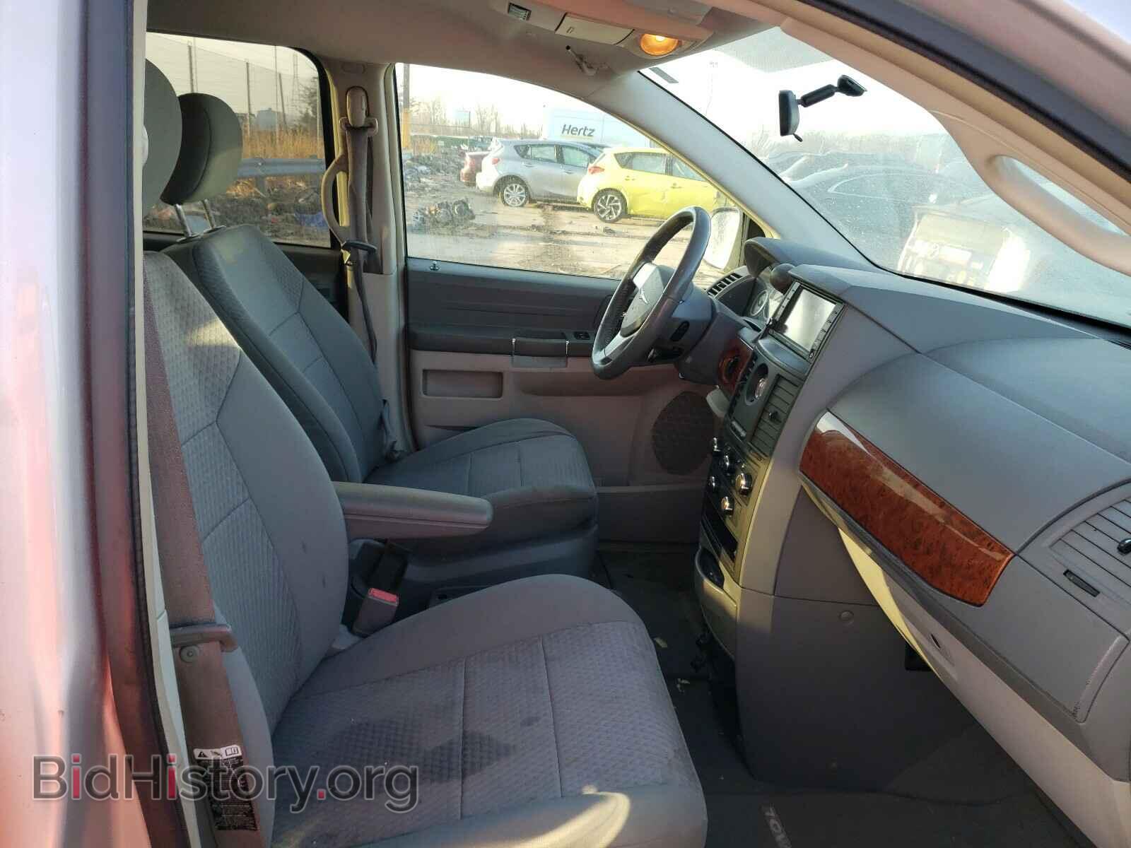2008 CHRYSLER MINIVAN - VIN: 2A8HR44H88R111938 - Photo 5