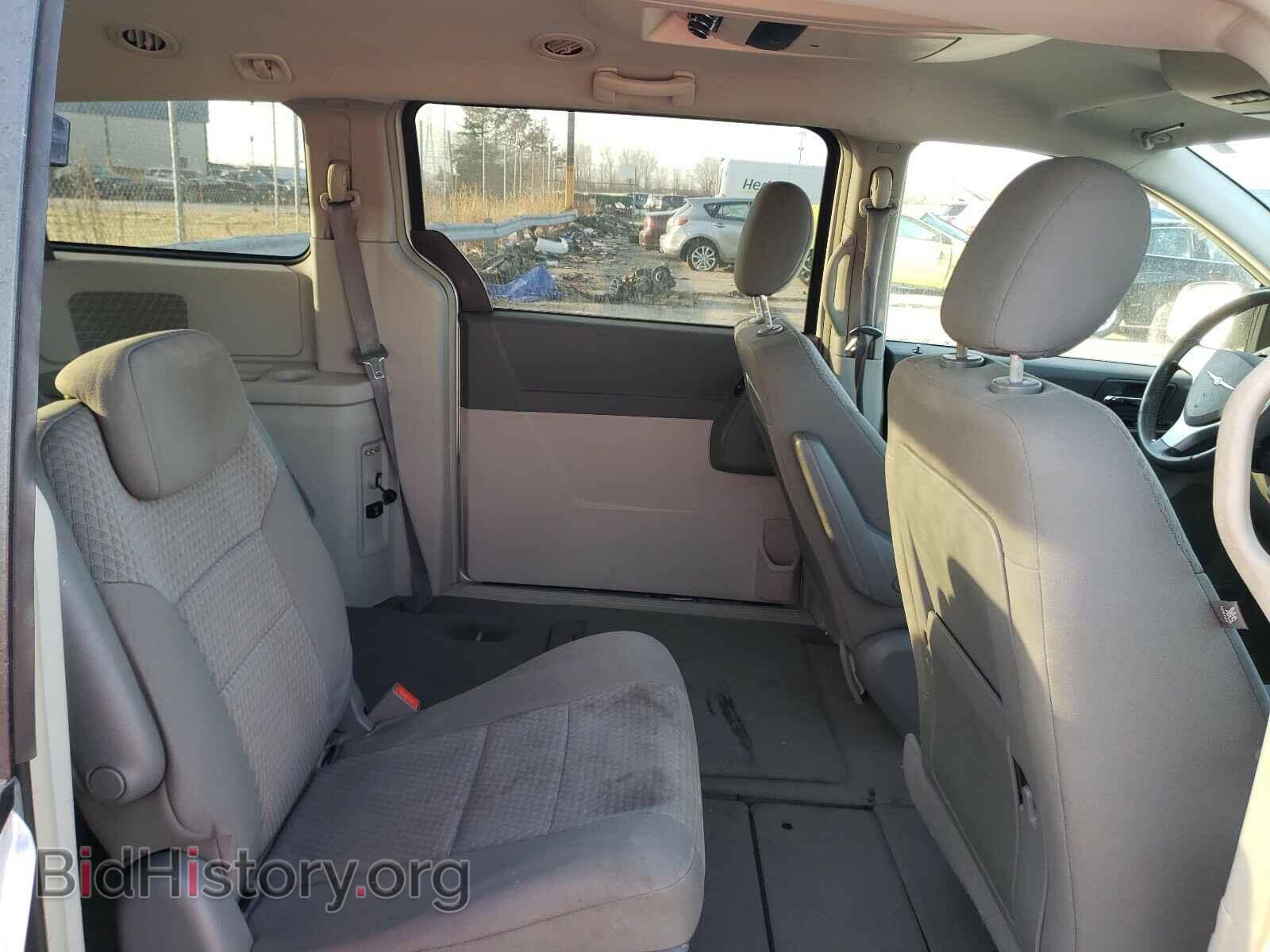 2008 CHRYSLER MINIVAN - VIN: 2A8HR44H88R111938 - Photo 6