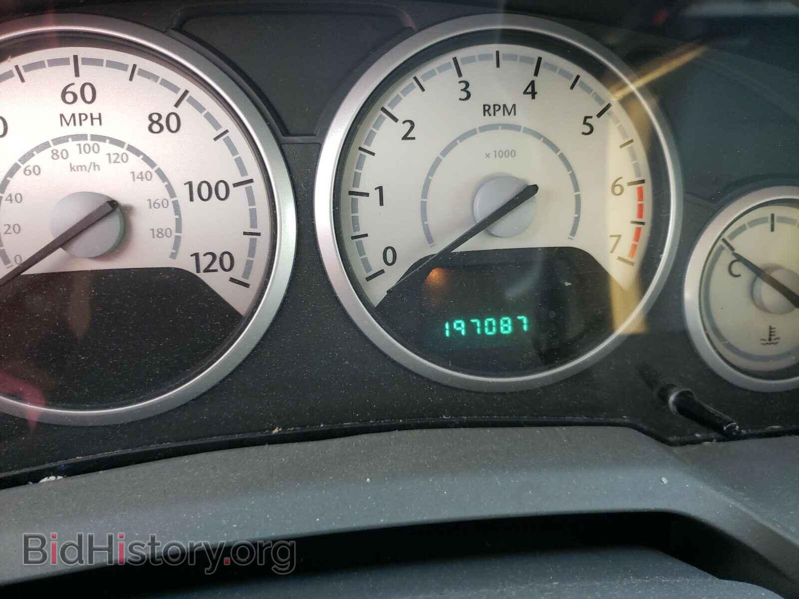 2008 CHRYSLER MINIVAN - VIN: 2A8HR44H88R111938 - Photo 8