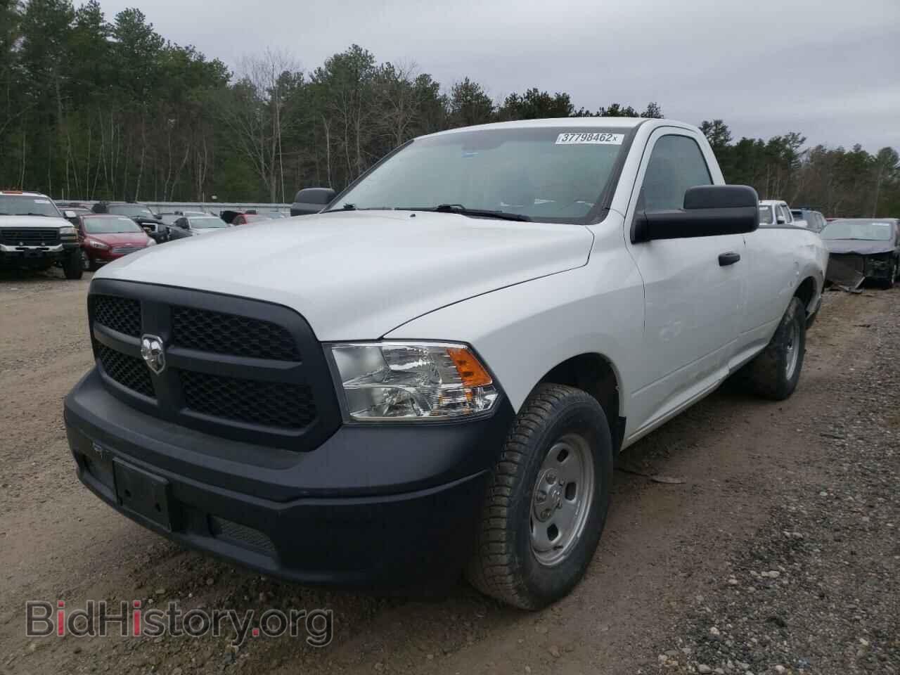 2019 RAM 1500 - VIN: 3C6JR6DG9KG508672 - Фото 2