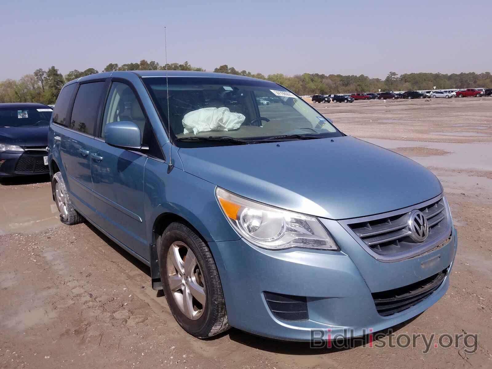 Фотография 2V4RW3D14AR186603 - VOLKSWAGEN ROUTAN 2010