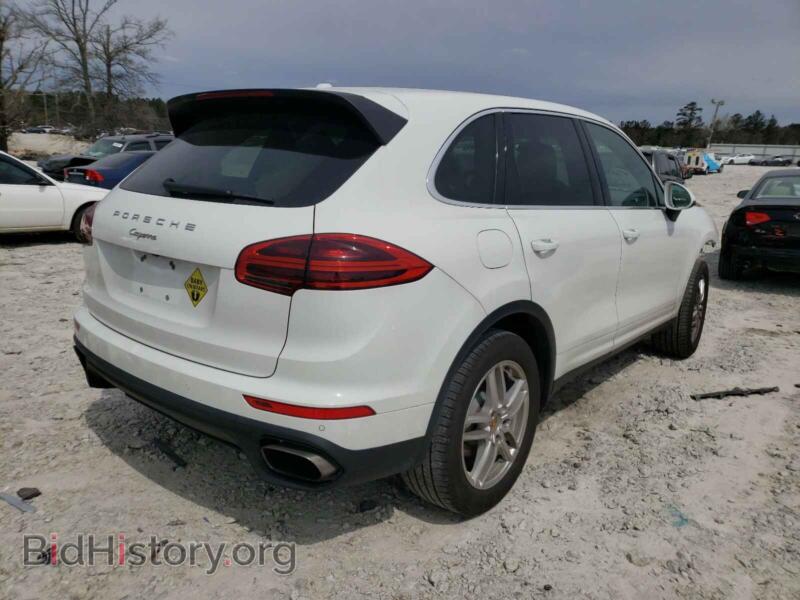 2016 Porsche CAYENNE (VIN WP1AA2A22GKA09177) — фото 4 из 10