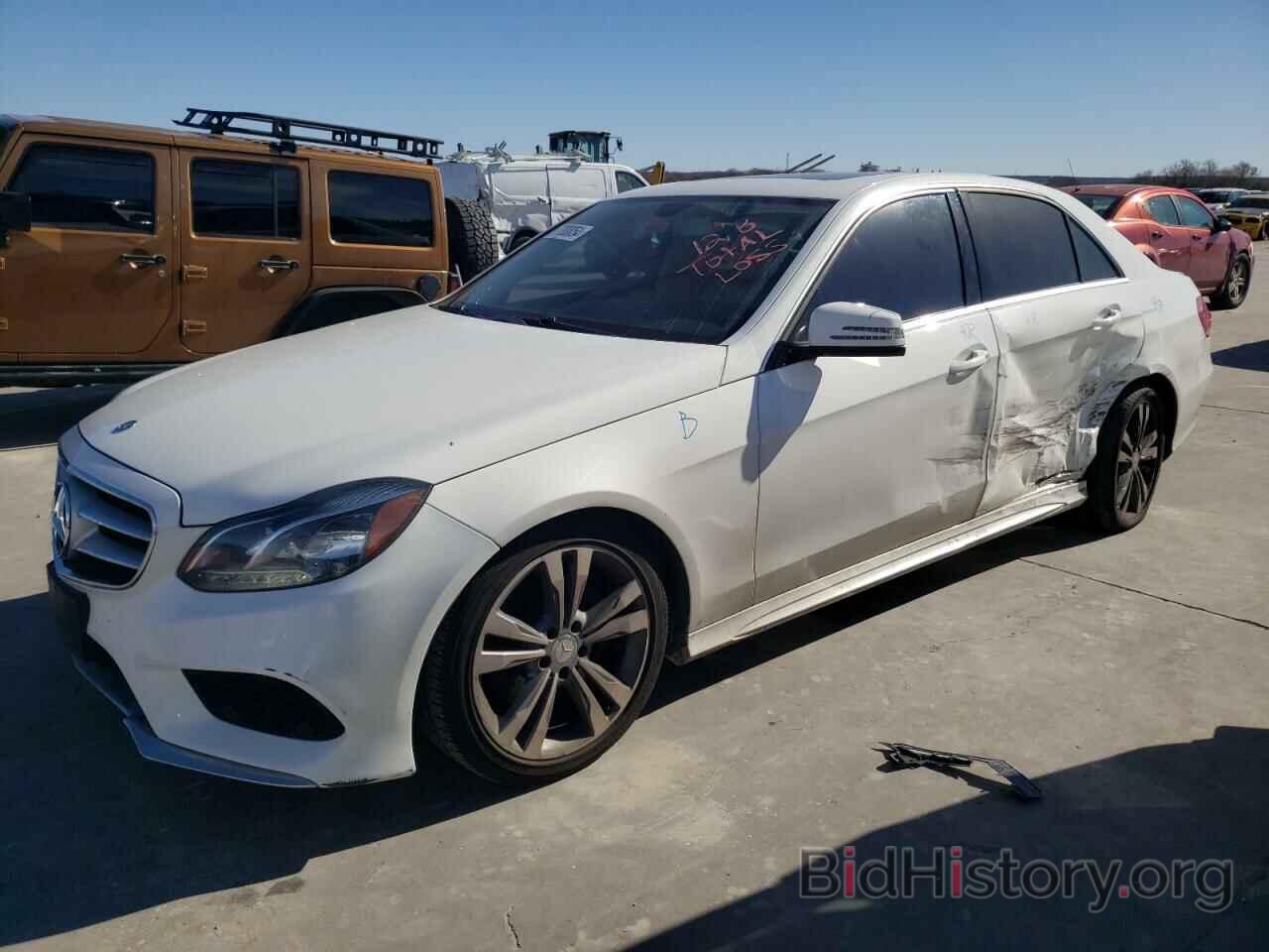 Photo WDDHF5KB1FB101337 - MERCEDES-BENZ E-CLASS 2015