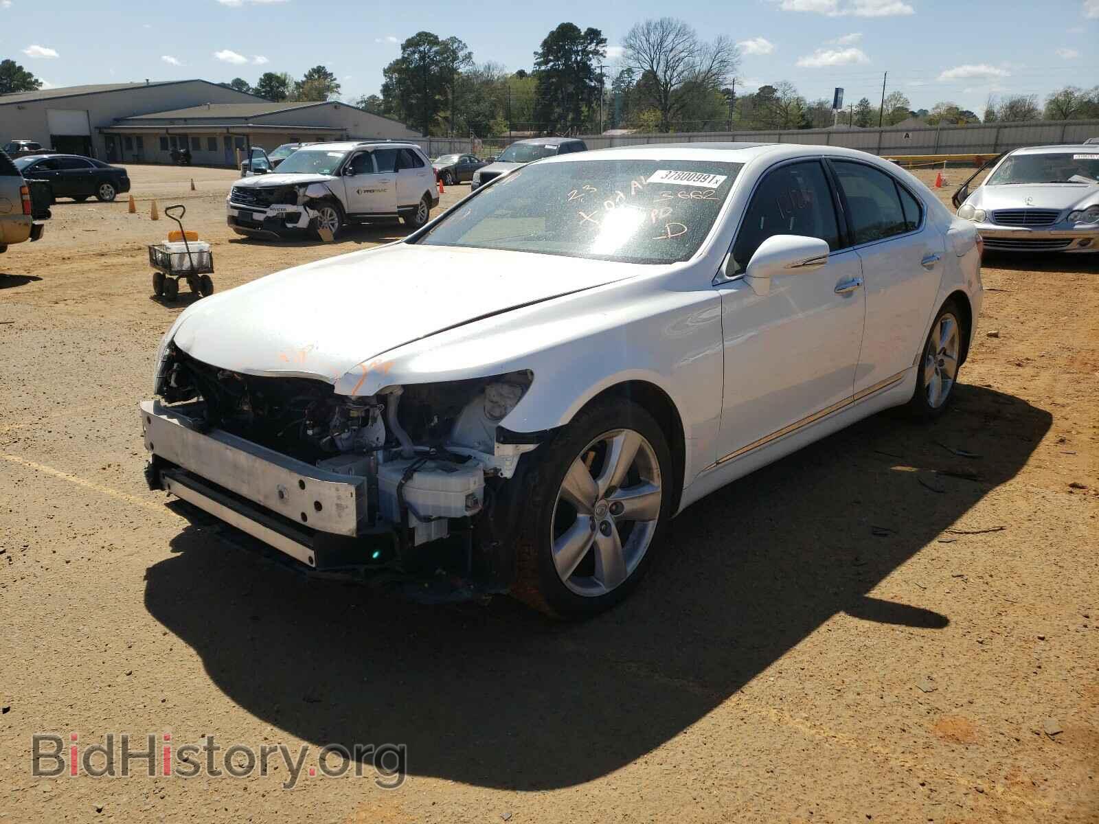 2012 LEXUS LS460 - VIN: JTHBL5EF6C5113662 - Фото 2