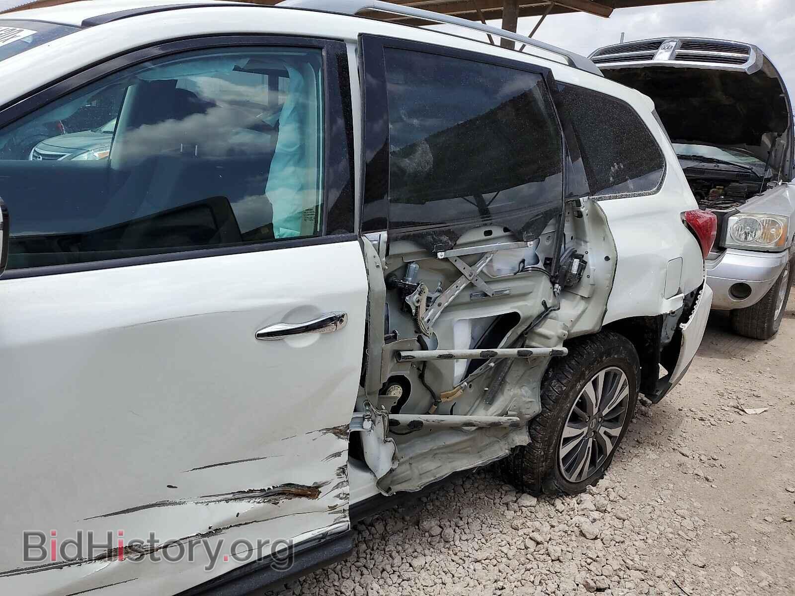 2017 NISSAN PATHFINDER - VIN: 5N1DR2MN7HC648661 - Фото 9