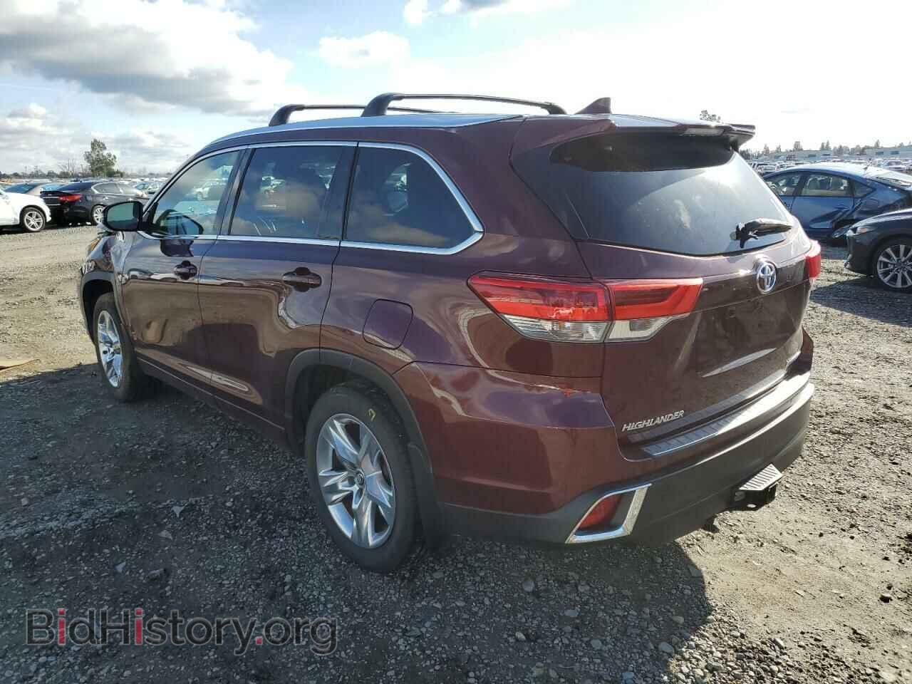 2017 TOYOTA HIGHLANDER - VIN: 5TDDZRFH4HS367548 - Фото 2