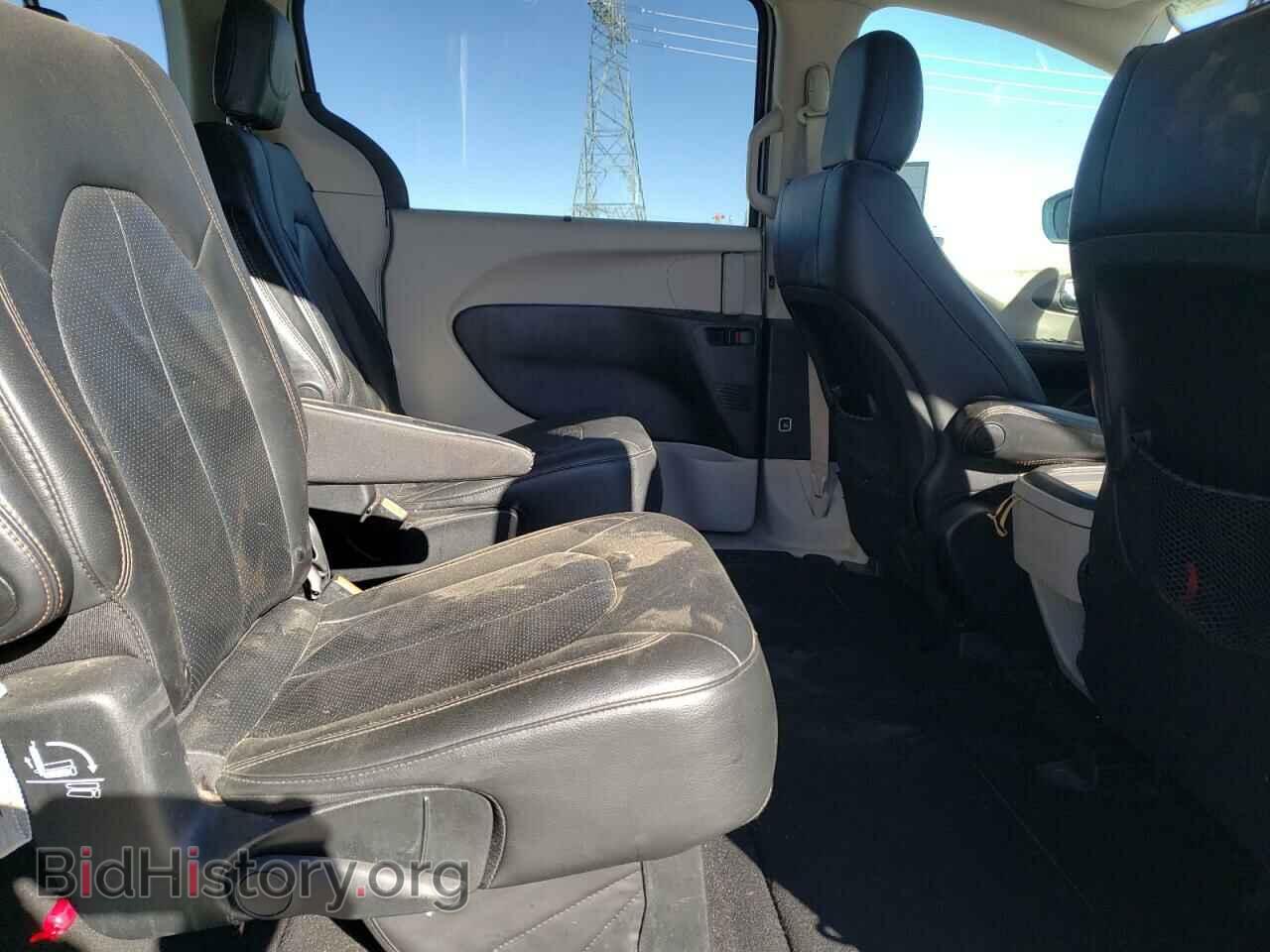 2020 CHRYSLER PACIFICA - VIN: 2C4RC1BG0LR123953 - Photo 11