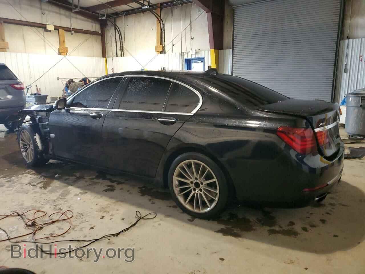 2013 BMW 7 SERIES - VIN: WBAYB6C58DD223602 - Фото 2