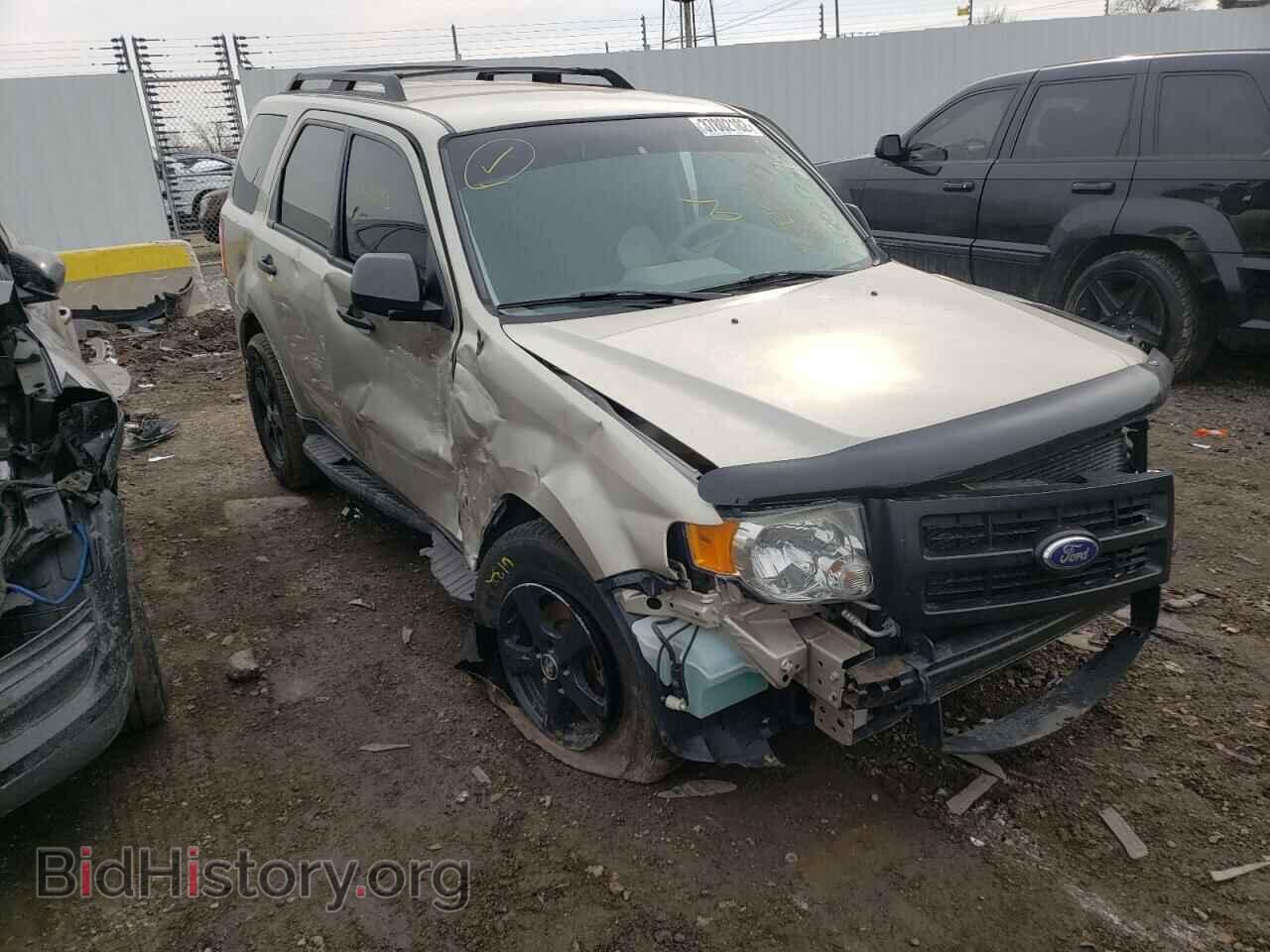 Фотография 1FMCU0C7XBKC58071 - FORD ESCAPE 2011