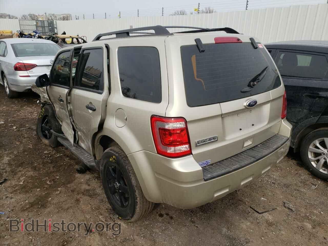 2011 FORD ESCAPE - VIN: 1FMCU0C7XBKC58071 - Фото 3
