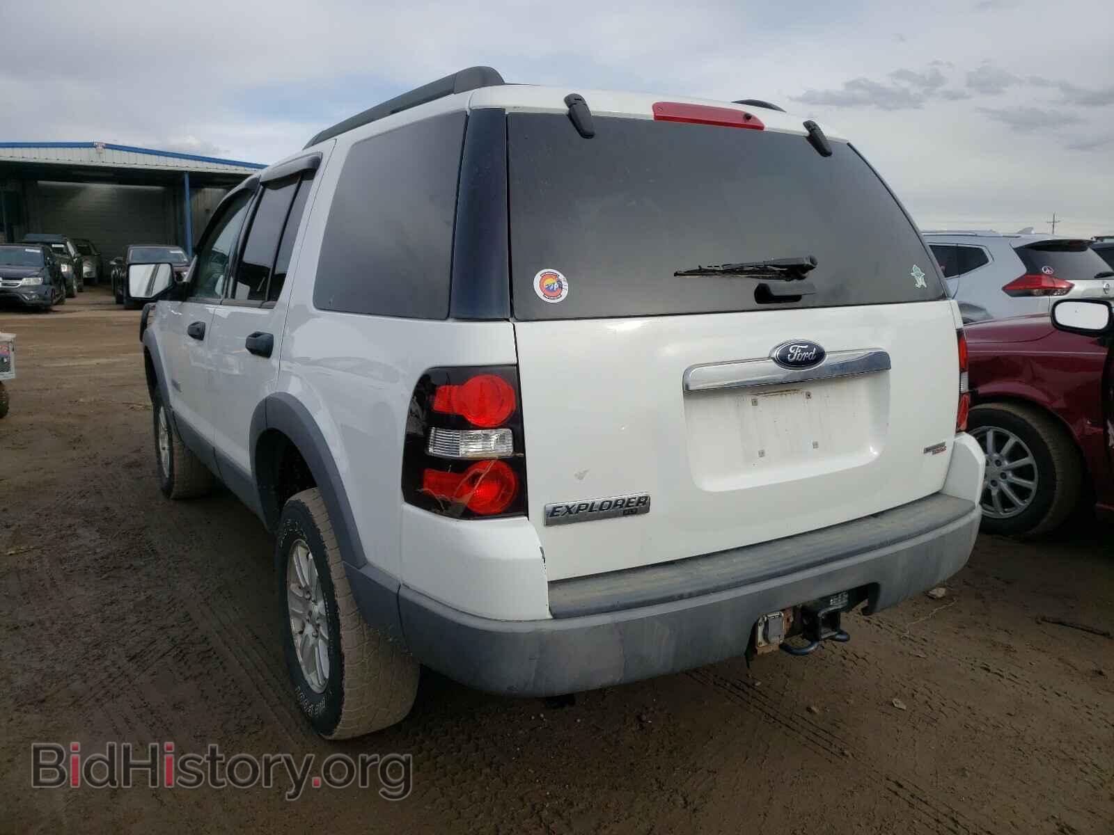 2006 FORD EXPLORER - VIN: 1FMEU73E36UA28110 - Фото 3