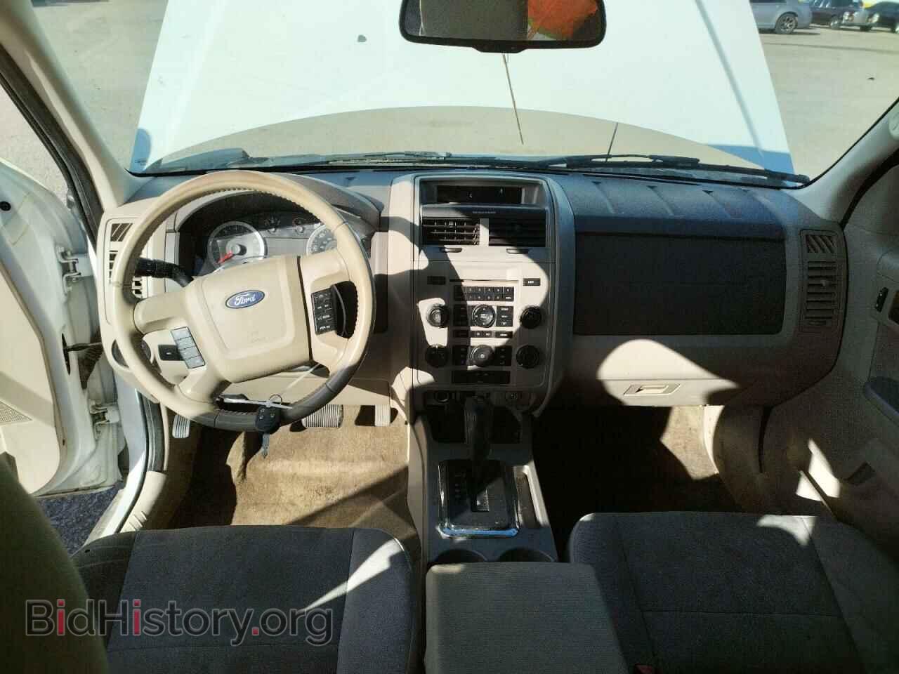 2011 FORD ESCAPE - VIN: 1FMCU0DG7BKB74160 - Фото 8