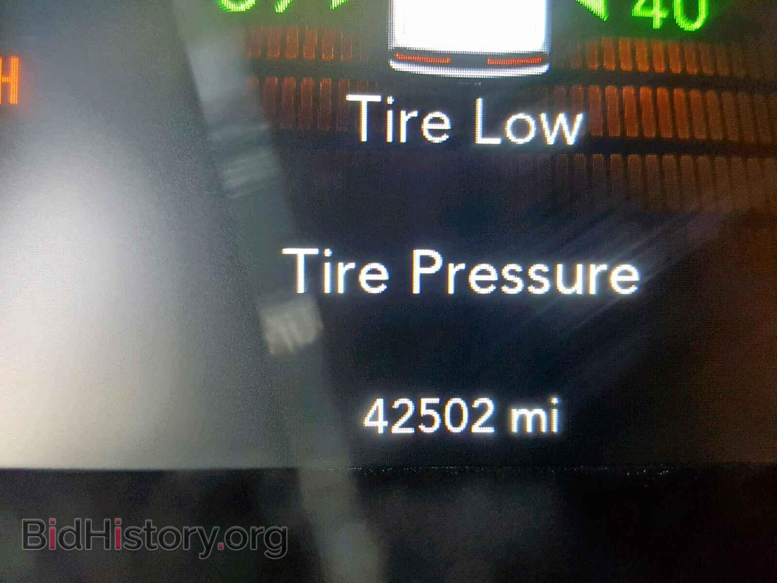 2017 DODGE CHALLENGER - VIN: 2C3CDZAG9HH637840 - Фото 8