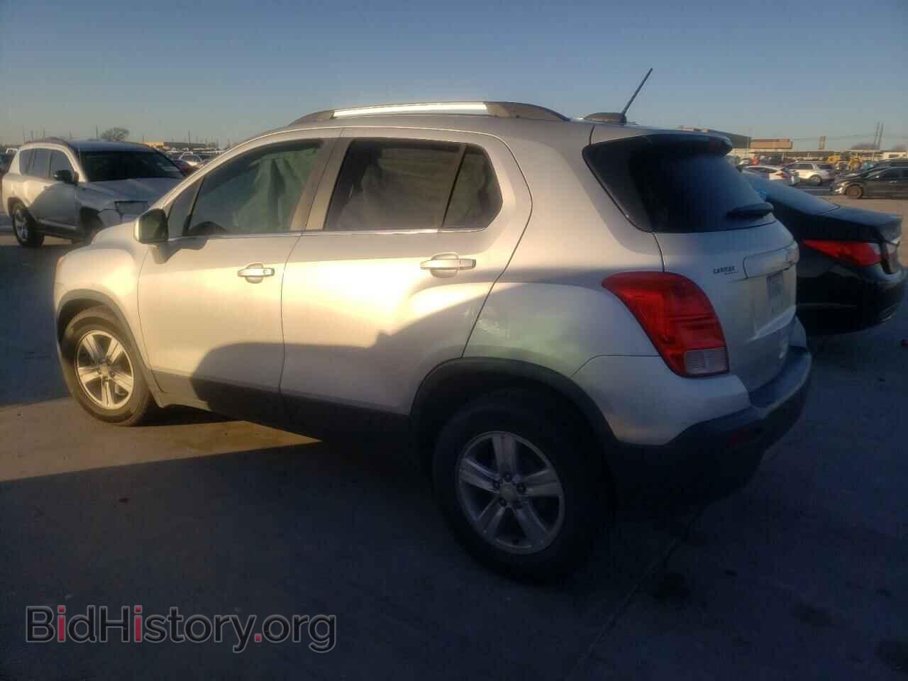 2015 CHEVROLET TRAX - VIN: 3GNCJLSB8FL254746 - Фото 2