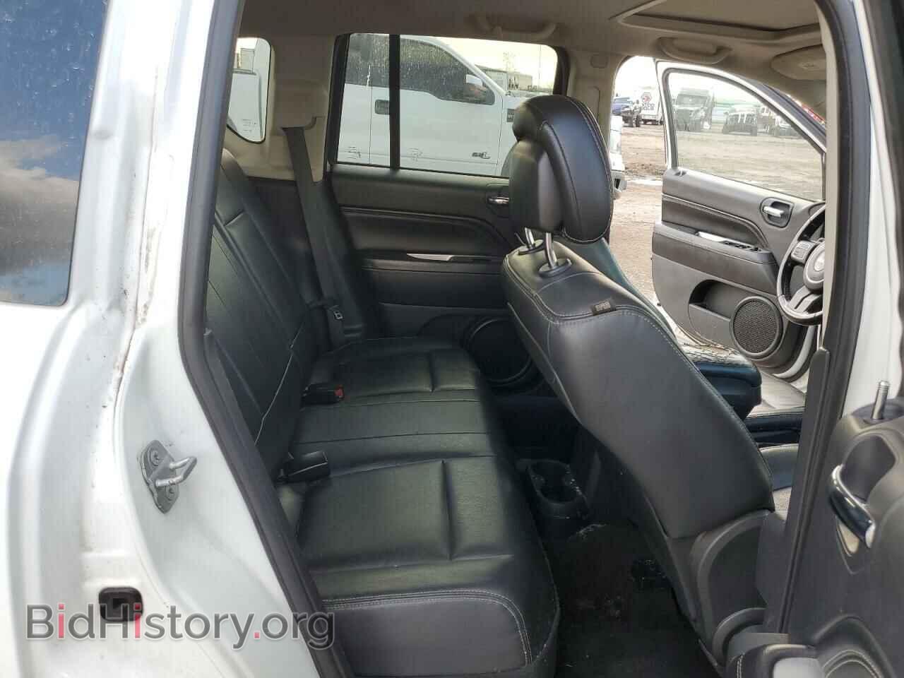 2014 JEEP COMPASS - VIN: 1C4NJCEA0ED888044 - Фото 11