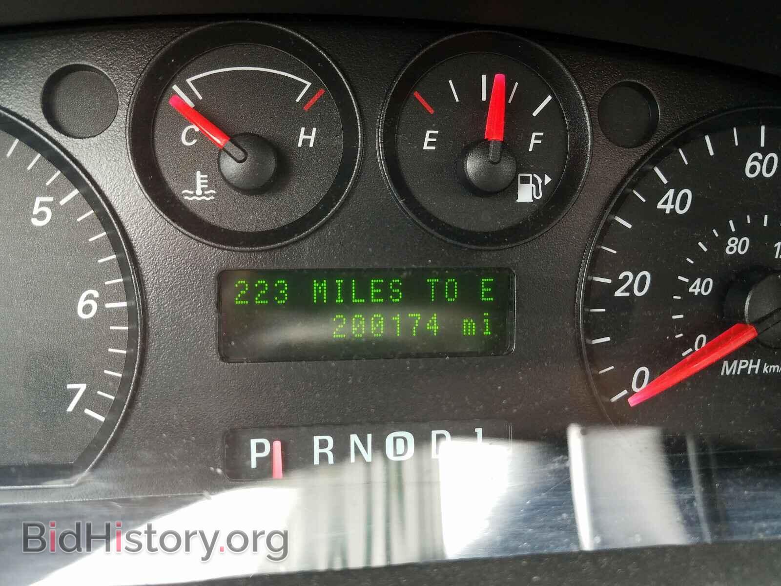2005 FORD TAURUS - VIN: 1FAFP53265A147740 - Photo 8