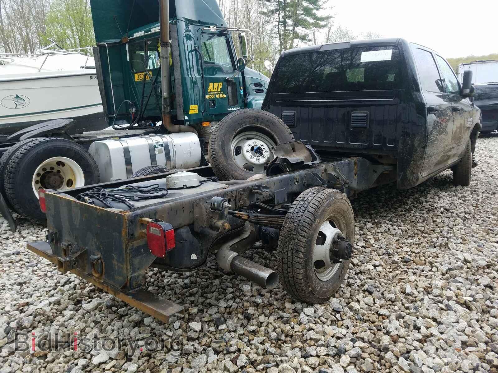 2018 RAM 3500 - VIN: 3C7WRTCL5JG174427 - Photo 4