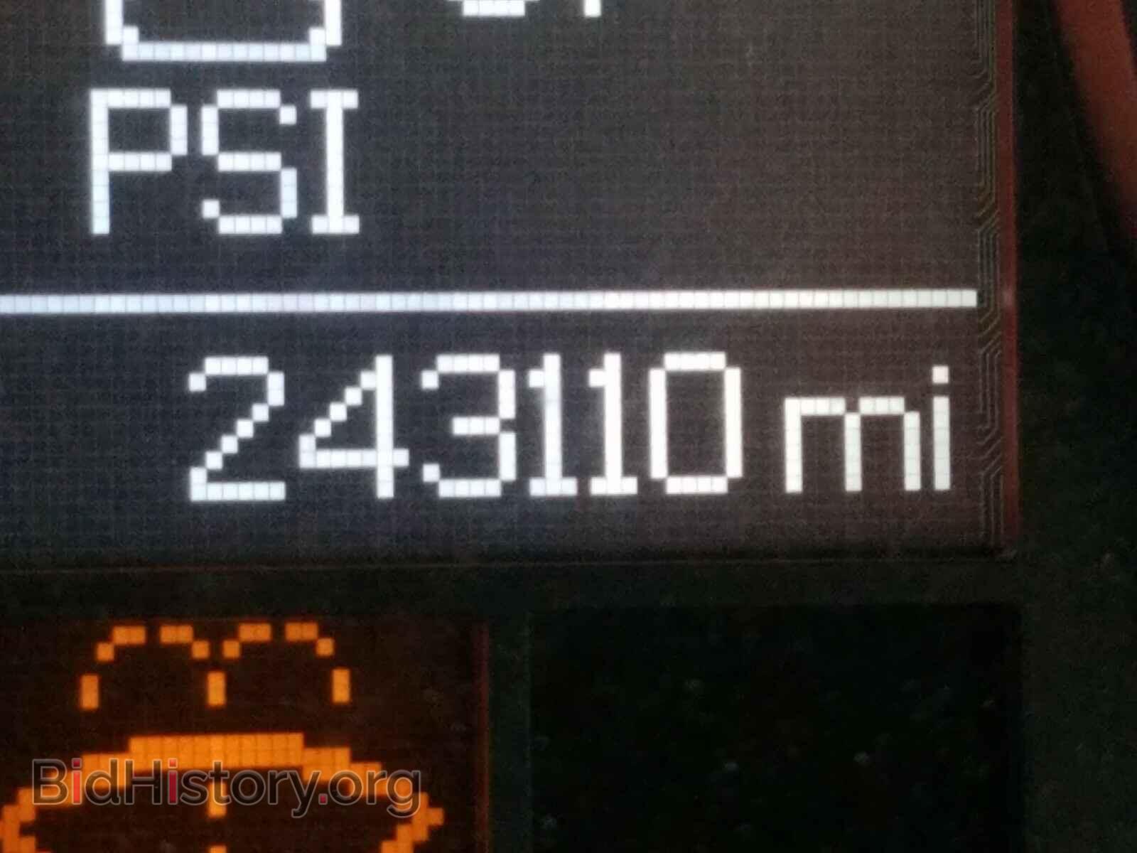 2010 DODGE RAM 1500 - VIN: 1D7RV1GT2AS224980 - Фото 8