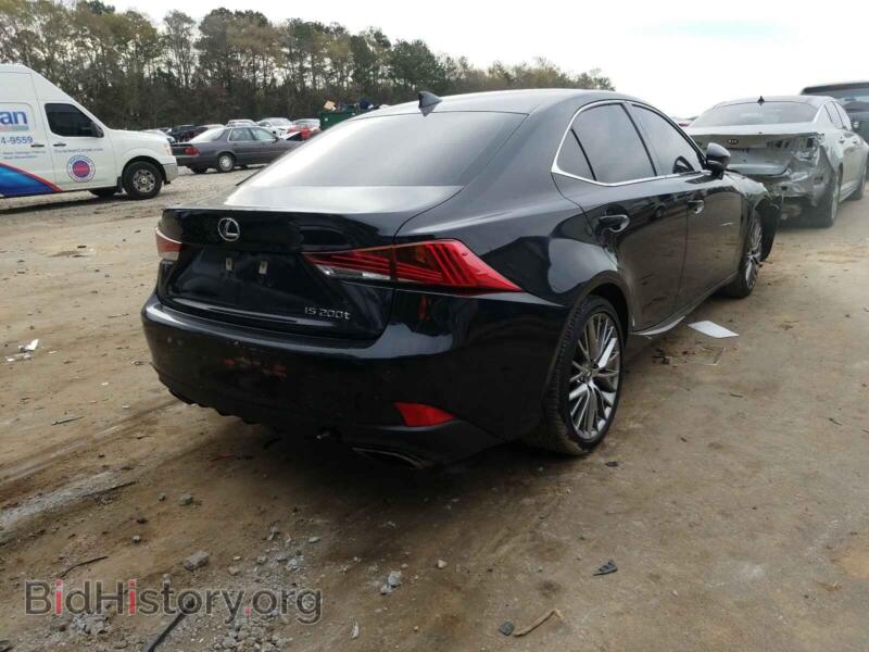 2017 Lexus IS (VIN JTHBA1D20H5042074) — фото 4 из 10
