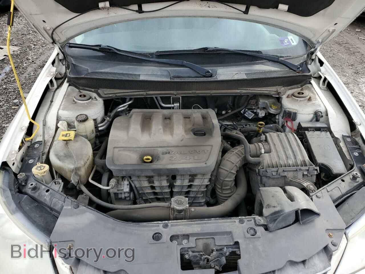 2010 CHRYSLER SEBRING - VIN: 1C3CC5FB8AN135259 - Фото 11