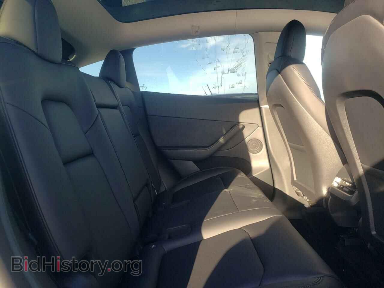 2022 TESLA MODEL Y - VIN: 7SAYGDEE7NF563617 - Фото 11
