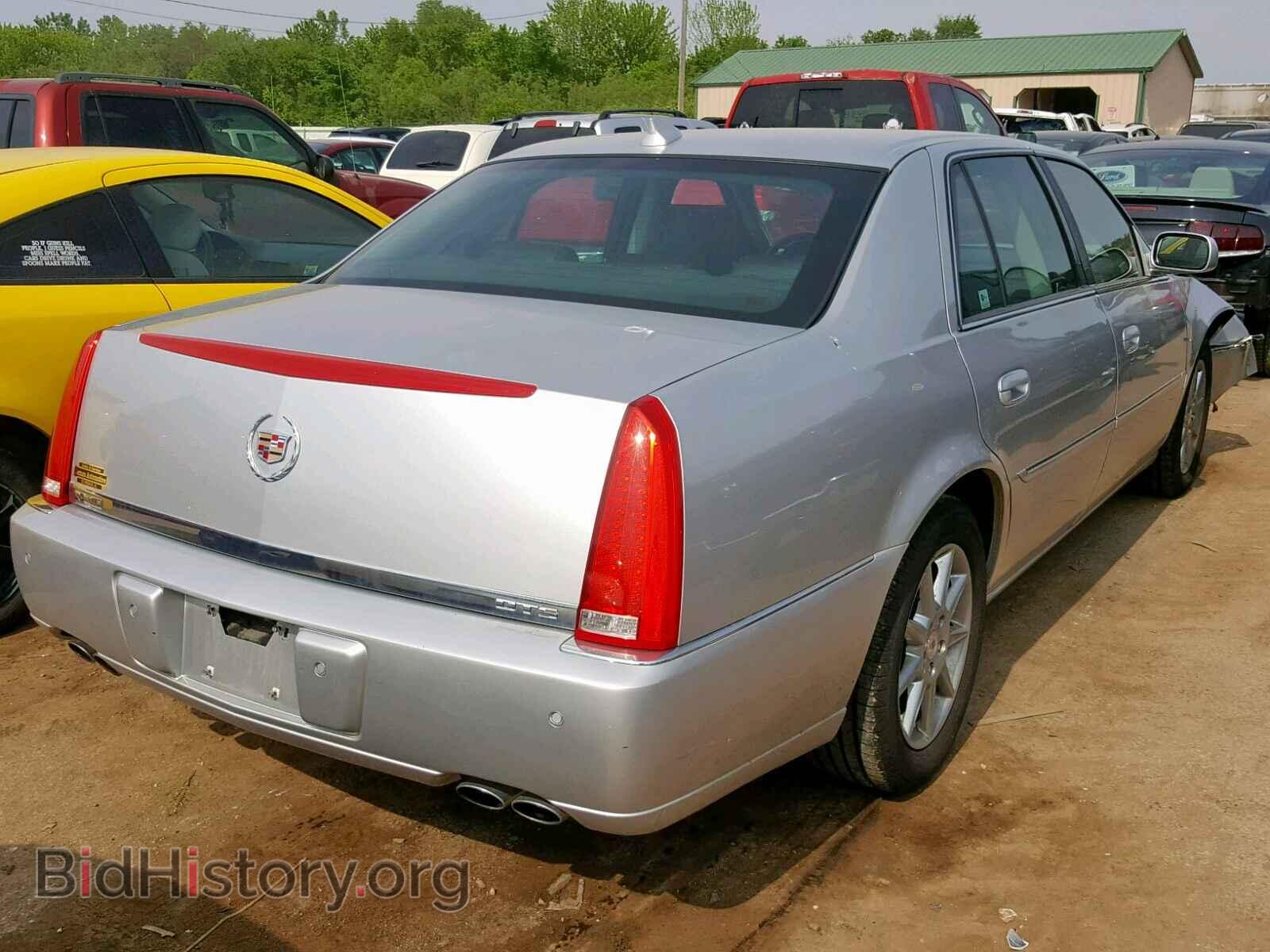 2011 CADILLAC DTS - VIN: 1G6KD5E64BU108062 - Фото 4