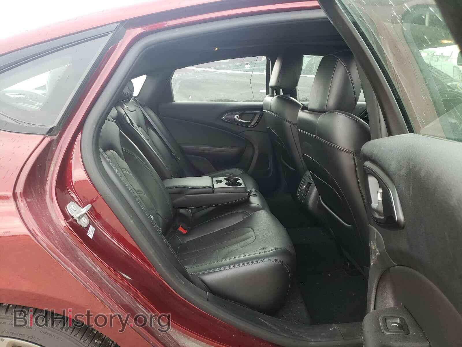 2016 CHRYSLER 200 - VIN: 1C3CCCDG3GN110409 - Фото 6
