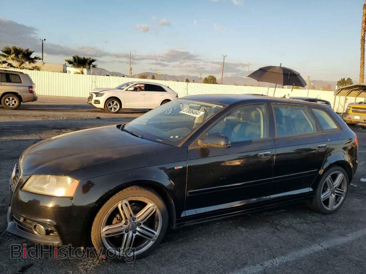 Photo WAUBJAFM4BA104670 - AUDI A3 2011