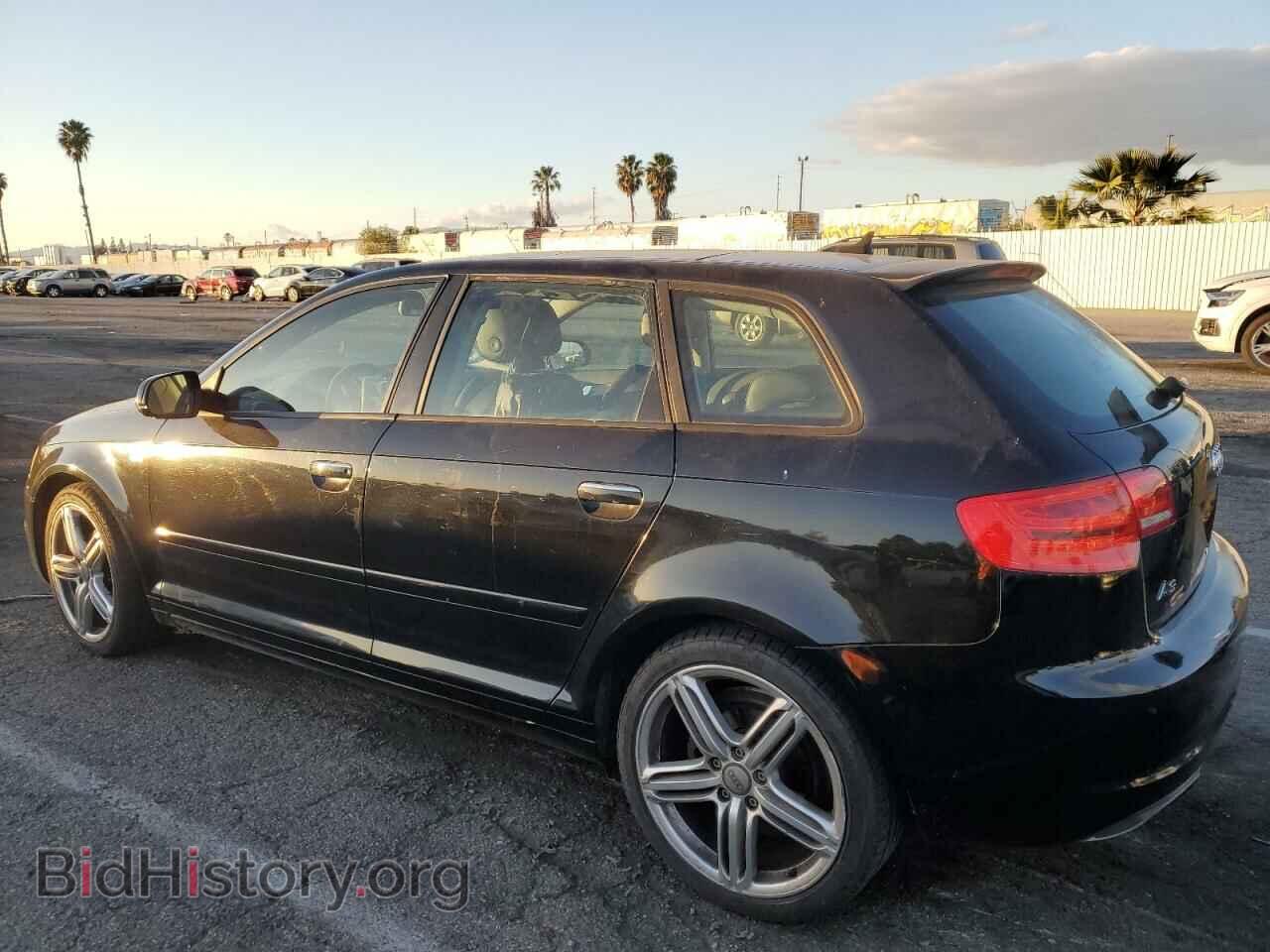 2011 AUDI A3 - VIN: WAUBJAFM4BA104670 - Photo 2