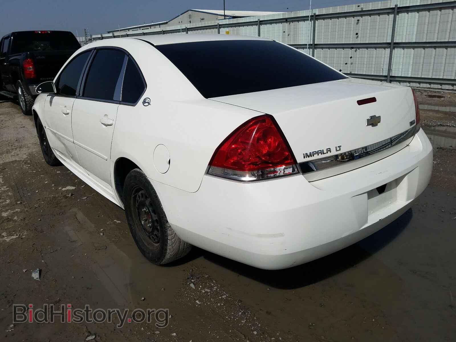 2009 CHEVROLET IMPALA - VIN: 2G1WT57K991118063 - Фото 3