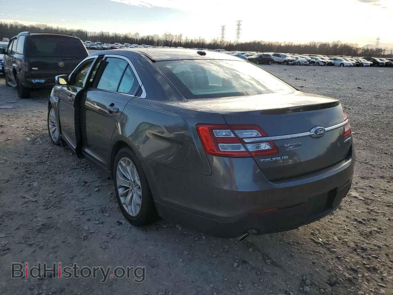 2017 FORD TAURUS - VIN: 1FAHP2F80HG124057 - Фото 2